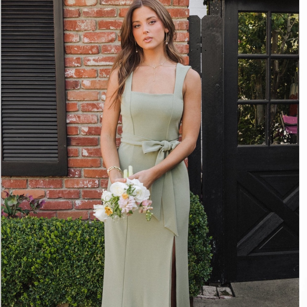 Showmeyourmumu Pairs Gown